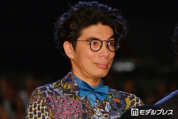 片桐仁、15歳次男との2ショット公開「そっくりで二度見した」「遺伝子が強い」の声 画像