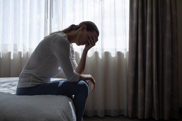 45歳、夜の営みのときに「耐えがたい痛み」が。私の更年期は思いがけないところからやってきた【100人の更年期・2026年夏のベストセレクション】 画像