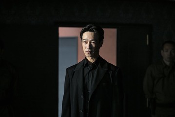 「VIVANT」堺雅人、午前に乃木憂助・午後にリュウ ミンシュエン演じ分け 飯田和孝Pが語る“衰えないエネルギー”「並大抵の作業ではない」 画像