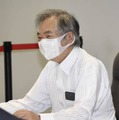 部会であいさつする室崎益輝神戸大名誉教授＝5日午前、石川県庁