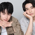 モデルプレスのインタビューに応じた小林虎之介、中沢元紀（C）モデルプレス