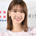 発表会に出席した柏木由紀（C）モデルプレス