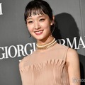 剛力彩芽、美背中大胆露出の私服ショット披露「色っぽい」「絵になる」と反響 画像