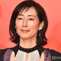 ショートボブヘアの木村多江（C）モデルプレス