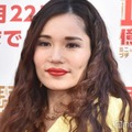 平野ノラ、1年3ヶ月ぶり美容院で別人級イメチェン カラーは「セルフで白髪染め」 画像