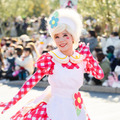 東京ディズニーランド、「イッツ・ア・スウィーツフルタイム！」がかわいすぎ！お菓子がコンセプトの期間限定パレード