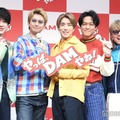DAMアンバサダーに就任したSUPER EIGHT（左から）横山裕、大倉忠義、村上信五、丸山隆平、安田章大（C）モデルプレス