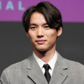 福士蒼汰、美しい風景とパシャリ！バースデー報告SHOTに「32歳お誕生日おめでとう」「素敵な写真」の声 画像