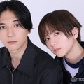 モデルプレスのインタビューに応じた吉沢亮、板垣李光人（C）モデルプレス