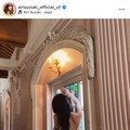 鈴木愛理、ほっそり美背中を披露！肌見せドレスSHOTにファンうっとり「美しさ全開」「色っぽい」