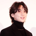 THE RAMPAGE吉野北人、“アニー風”ヘアメイクSHOTに反響「可愛すぎてビックリ」「お人形さんみたい」 画像