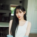 乃木坂46川崎桜、タンクトップ姿で素肌輝く “プク顔”も披露 画像