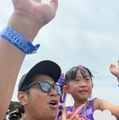 パンサー尾形、7歳娘のために“サプライズ合流”でフェス満喫！「愛溢れてる～」「ステキ」の声