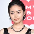 「御上先生」で話題・安斉星来、“リップのみ”ラフなキャミ姿で料理「貴重」「手さばきすごい」の声 画像