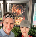 アンミカ、夫婦で仲良く映画デート！鉢巻姿の夫には“可愛すぎる”とメロメロ「公開ノロケ」 画像