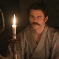 朝ドラ「ばけばけ」ヘブン（トミー・バストウ）の左目失明設定の裏側「本格的に取り組みたいという思いがあった」制作統括が明かす【インタビューVol.3】 画像