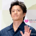 「B-side Talk 〜心の健康ケアしてる？」の公開収録に出席した小栗旬（C）モデルプレス