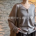 【ユニクロ】タックワイドパンツ、今、買い足すならどんな色？【40代の毎日コーデ】