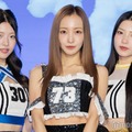 堀口美澪、板野友美、松山玲菜（C）モデルプレス