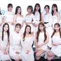 「RIZINガール2026」（前列左から）RIKO、出町杏奈、武井さら、花乃衣美優、塚越愛実（後列左から）倉沢しえり、石川花音、及川実結、夏芽すず、橘和奈、清水サニ、新田妃奈、松本真彩（C）モデルプレス