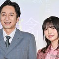 「令和に官能小説作ってます」合同取材会に出席した徳井義実、桃月なしこ（C）モデルプレス