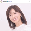 望月理恵アナ、美脚チラリのロングドレス姿に反響続々「眼福」「映画のワンシーンみたい」 画像