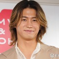 『Lei』発売記念イベントの囲み取材に応じた瀬口黎弥（C）モデルプレス