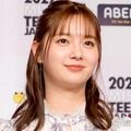 「2027 ミス・ティーン・ジャパン開催発表会」に出席した新川優愛（C）モデルプレス