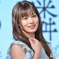元AKB48メンバー、ミニスカベージュ衣装で美脚披露「春らしくて素敵」「スタイル抜群」の声 画像