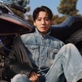 BTSジョングク、カルバン・クラインと初コラボ。バイカースタイルを取り入れた限定カプセル発売