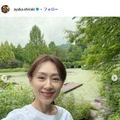 中山秀征の妻・白城あやか、三男との母校訪問ショット公開「イケメン」「どっちにも似てる」と反響 画像