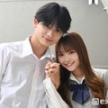 「今日好き」かなりのカップル、ロケバスでの密着ショット公開「にやけちゃう」「美男美女」と反響 画像