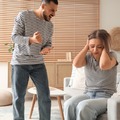 「自称」小説家（無職）のモラハラ夫を支え続けた看護師の妻。ついに殴られた日、夫が大声で叫んだ「信じがたい言葉」とは