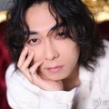 モデルプレスのインタビューに応じた渋谷謙人（C）モデルプレス