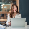 目上の人に「お体ご自愛下さい」は失礼？NGな使い方と季節のおすすめ文例は 画像