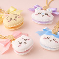 マカロン ネックレス 13,200円/バッグチャーム 各11,000円(税込み)