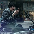 『藁にもすがる獣たち』©曽根圭介/講談社 ©2026「藁にもすがる獣たち」製作委員会