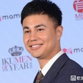 ユージ「僕の時代のプリクラとは随分違うね」娘顔出しプリクラ公開「ほっこり」「可愛い」 画像