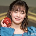 「御上先生」吉柳咲良「空を頭に纏った」青バンダナ×ノースリコーデに反響「オシャレ上級者」「映画のワンシーンみたい」の声 画像