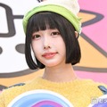 あの、スラリ美脚際立つミニ丈衣装ショット公開「二度見するスタイルの良さ」「完璧な着こなし」と反響 画像