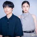 【SixTONES松村北斗＆今田美桜「白鳥とコウモリ」インタビュー】関係性は「友達の友達」初共演の2人がフラットに居られた理由 画像