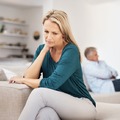 モラハラ夫と40年も連れ添ってしまった。モンスタークレーマーなのに、偉い人には媚びへつらう。残りの人生、「一緒にいて楽しくない」夫とこのままでいい？ 画像