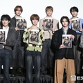 MAZZEL、1st写真集ロケ地・タイでのハプニングとは「大量に届いてしまって」 画像