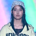 日向坂46松尾桜「TGC」初出演でファッションショーデビュー バンダナ×パーカーのストリートスタイルで堂々ウォーク【TGC2026A/W】 画像