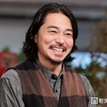 東出昌大、山暮らし始めたきっかけはスキャンダル「預金がバーッとなくなって」1歳半の子どもとの生活も明かす 画像
