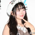 IVEレイ、ミニスカ衣装で美脚スラリ「世界一素敵な女性」「スタイルレベチ」の声 画像