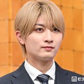 「妻を引退します」記者会見に出席した本高克樹（C）モデルプレス