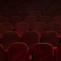 映画館※イメージ　　写真：Bram Janssen/AP/アフロ