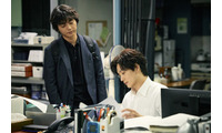 【田鎖ブラザーズ 第1話】真（岡田将生）、弟・稔（染谷将太）と事件捜査することに 隠された事実知り思わぬ方向へ 画像