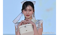 乃木坂46金川紗耶、ノースリワンピから美肌輝く トップでの投げキスに観客悶絶【ガルアワ2026SS】 画像